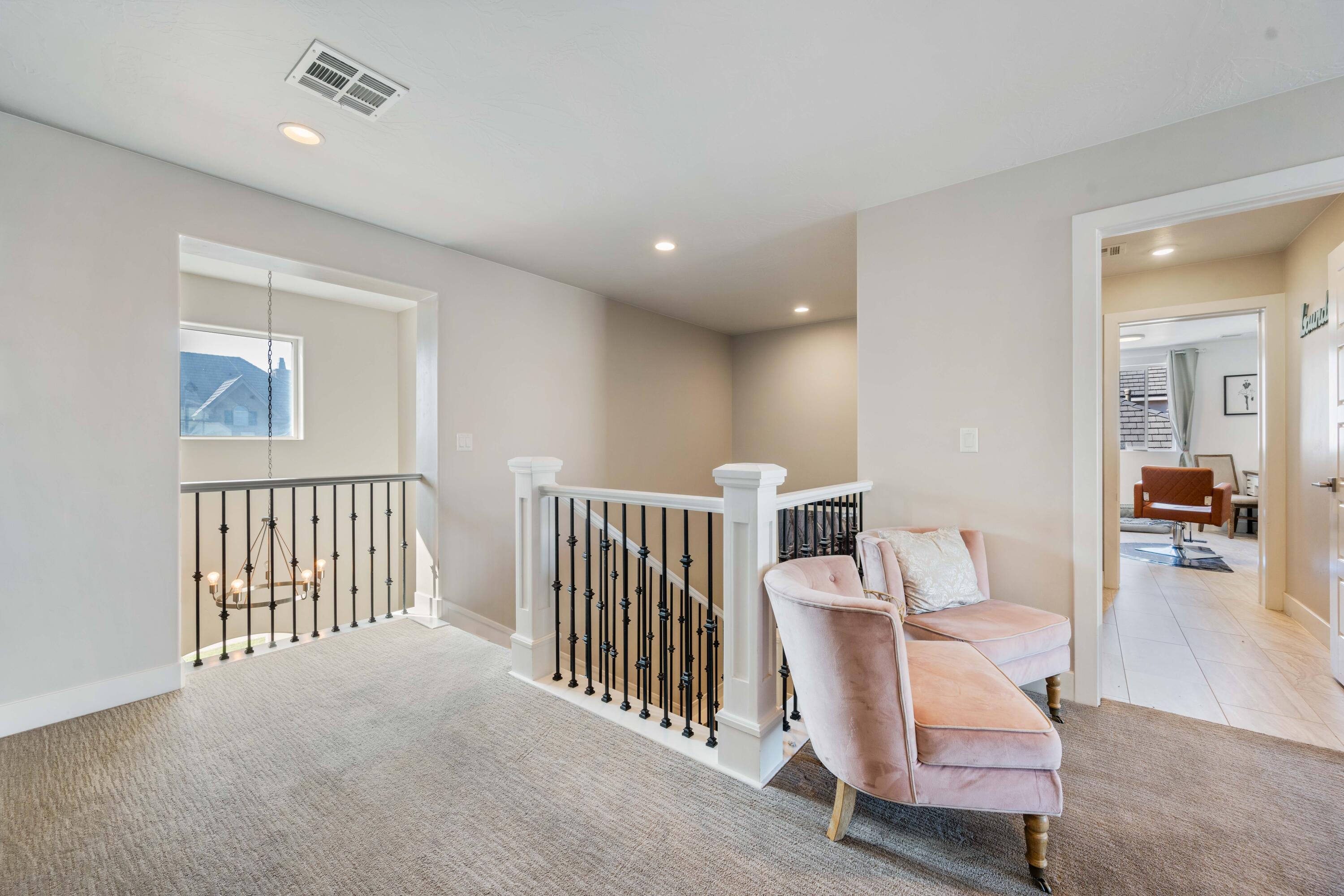 HYDE-BERRY PARK - Residential