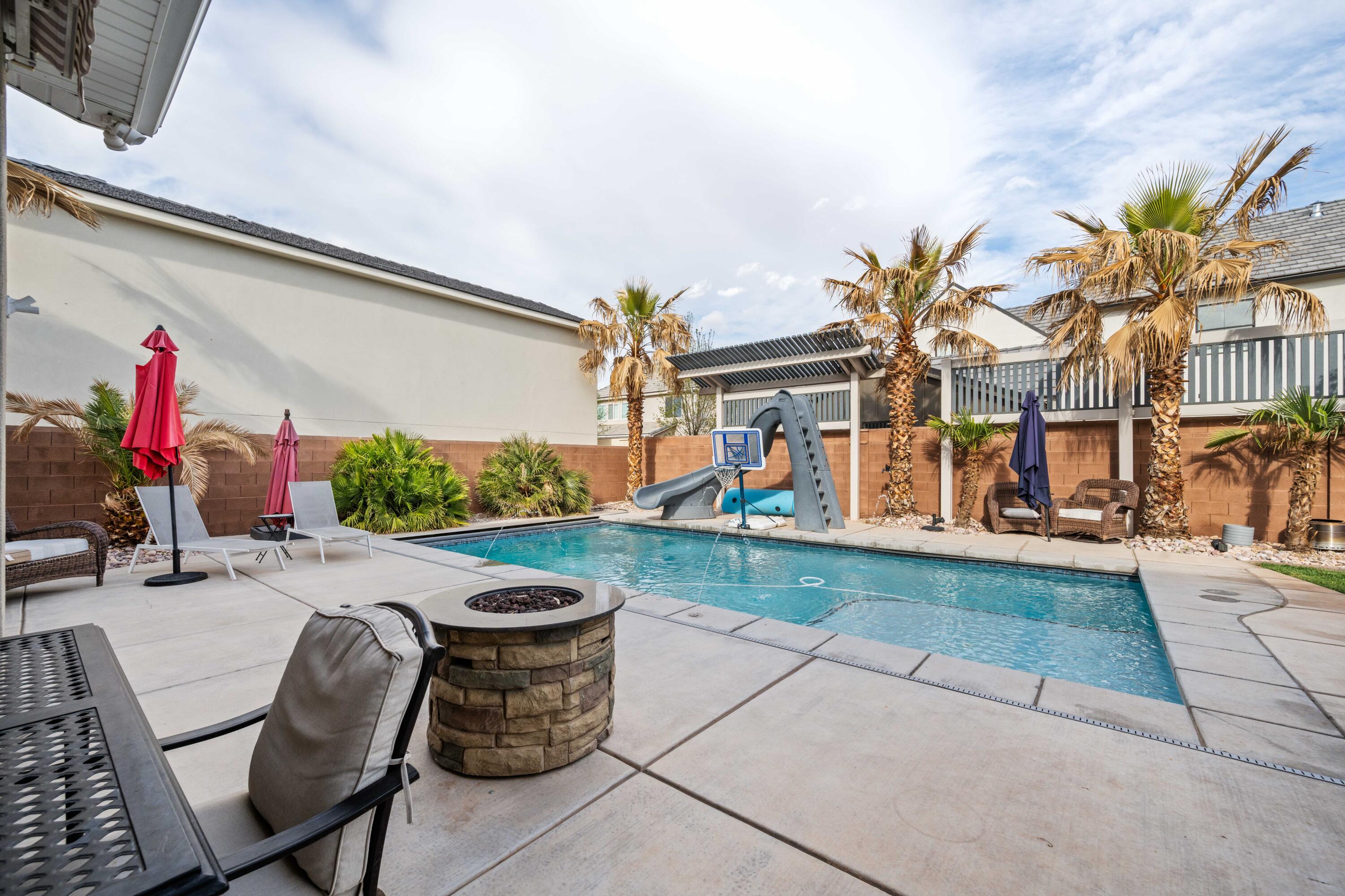 HYDE-BERRY PARK - Residential