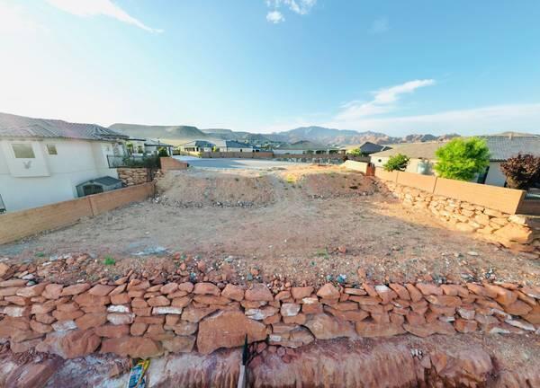 WASHINGTON VISTA - Land