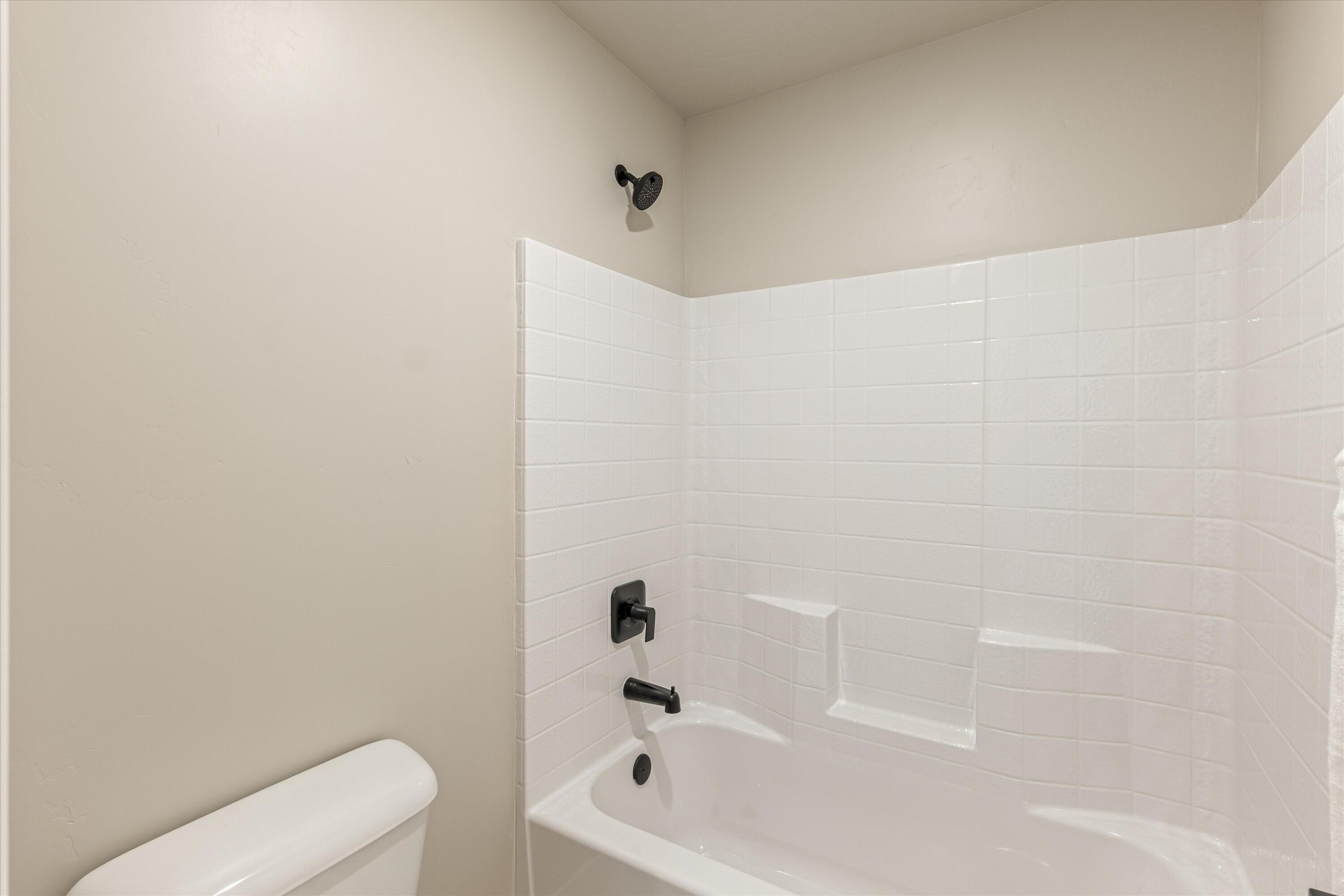 HURRICANE HEIGHTS TOWNHOMES - Residential