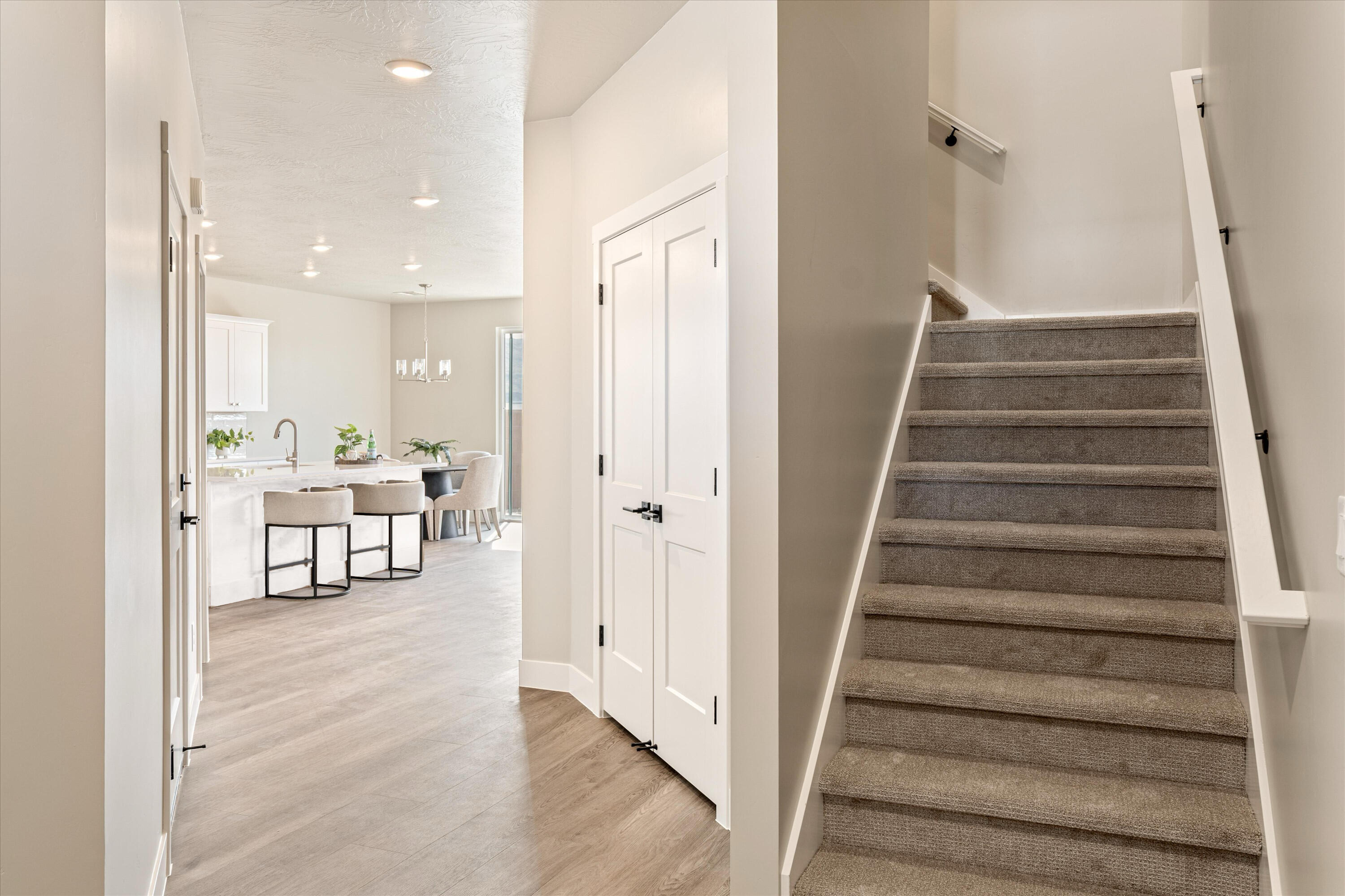 HURRICANE HEIGHTS TOWNHOMES - Residential