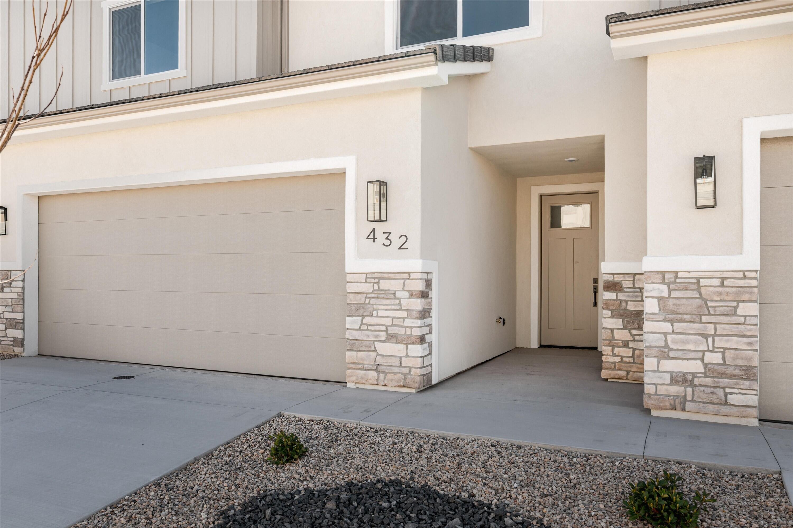 HURRICANE HEIGHTS TOWNHOMES - Residential