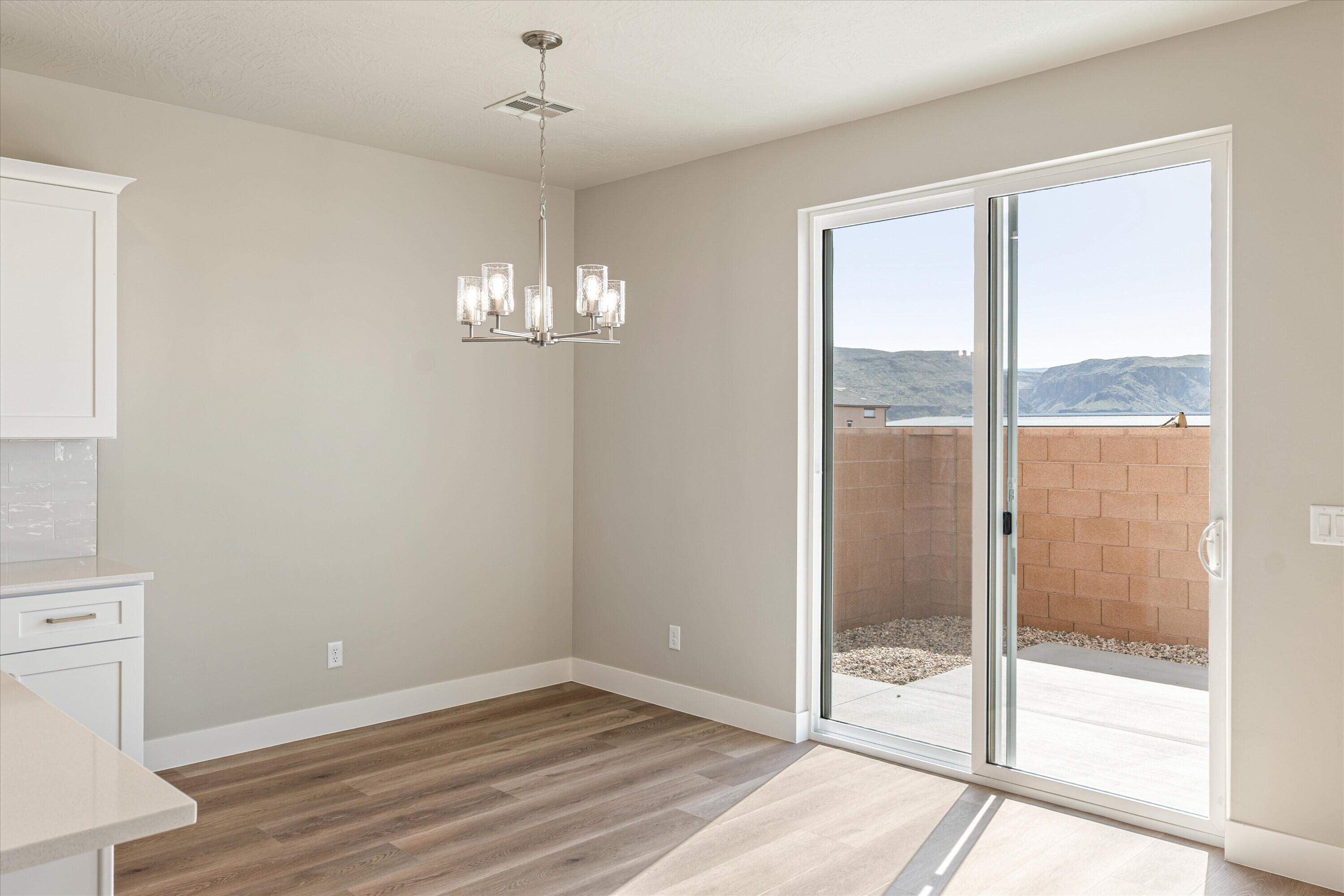 HURRICANE HEIGHTS TOWNHOMES - Residential