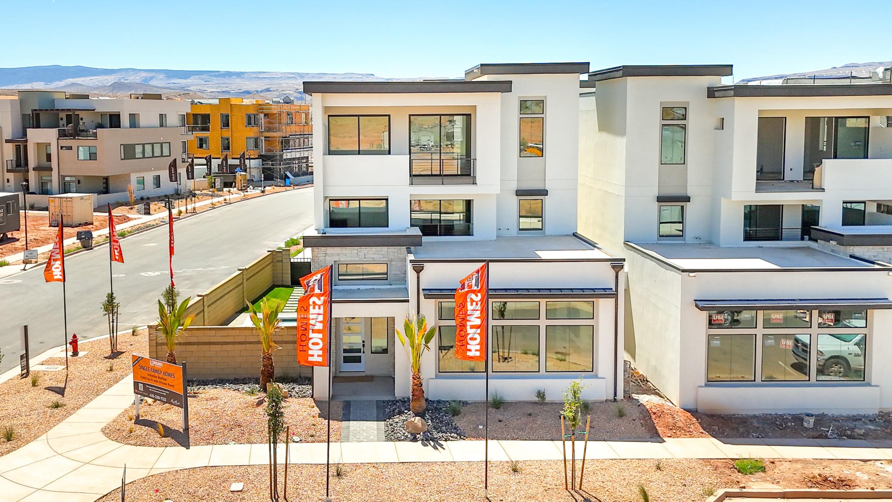 DESERT COLOR RESORT - Residential