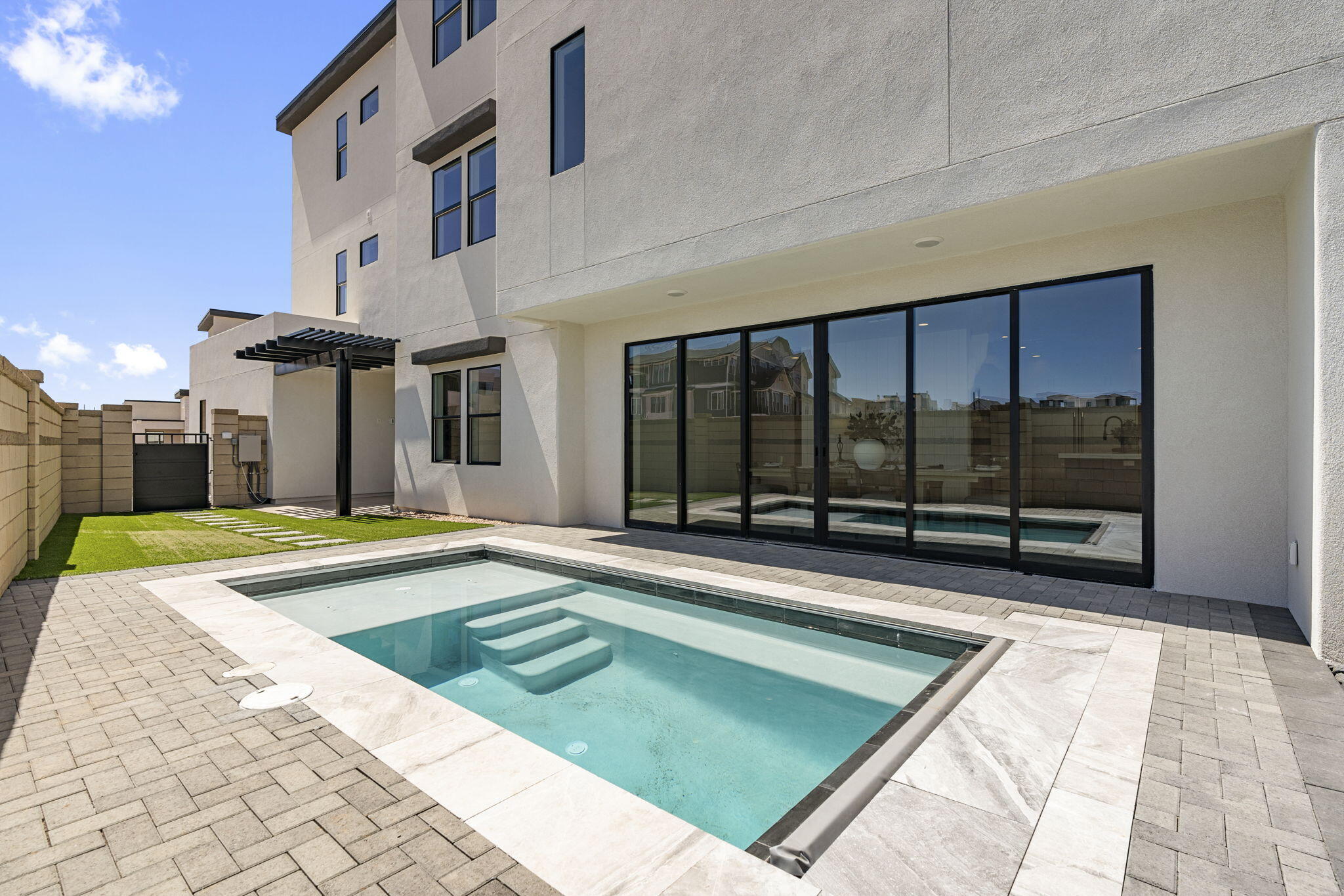 DESERT COLOR RESORT - Residential