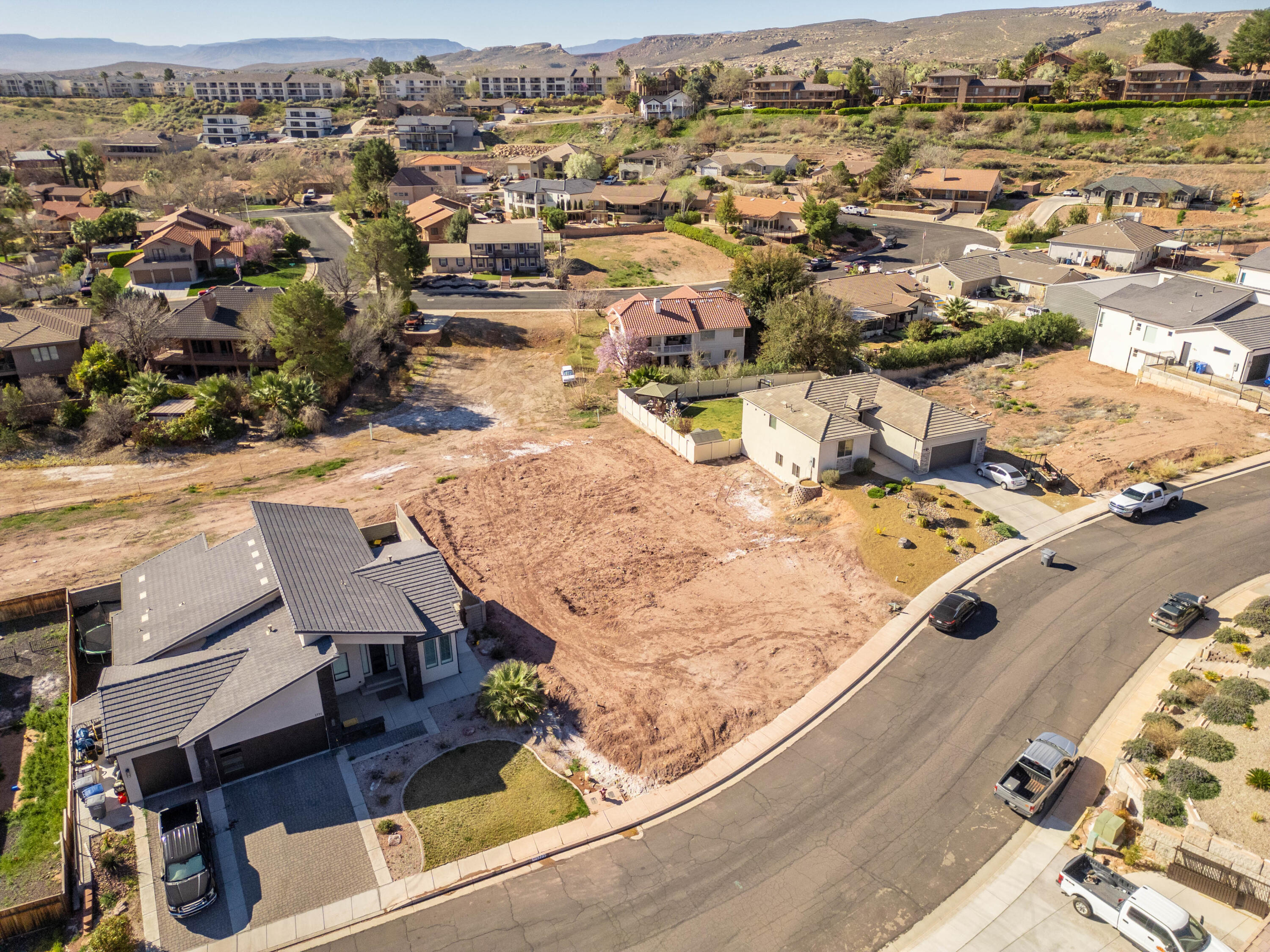 OVERLOOK AT GREEN VALLEY - Land