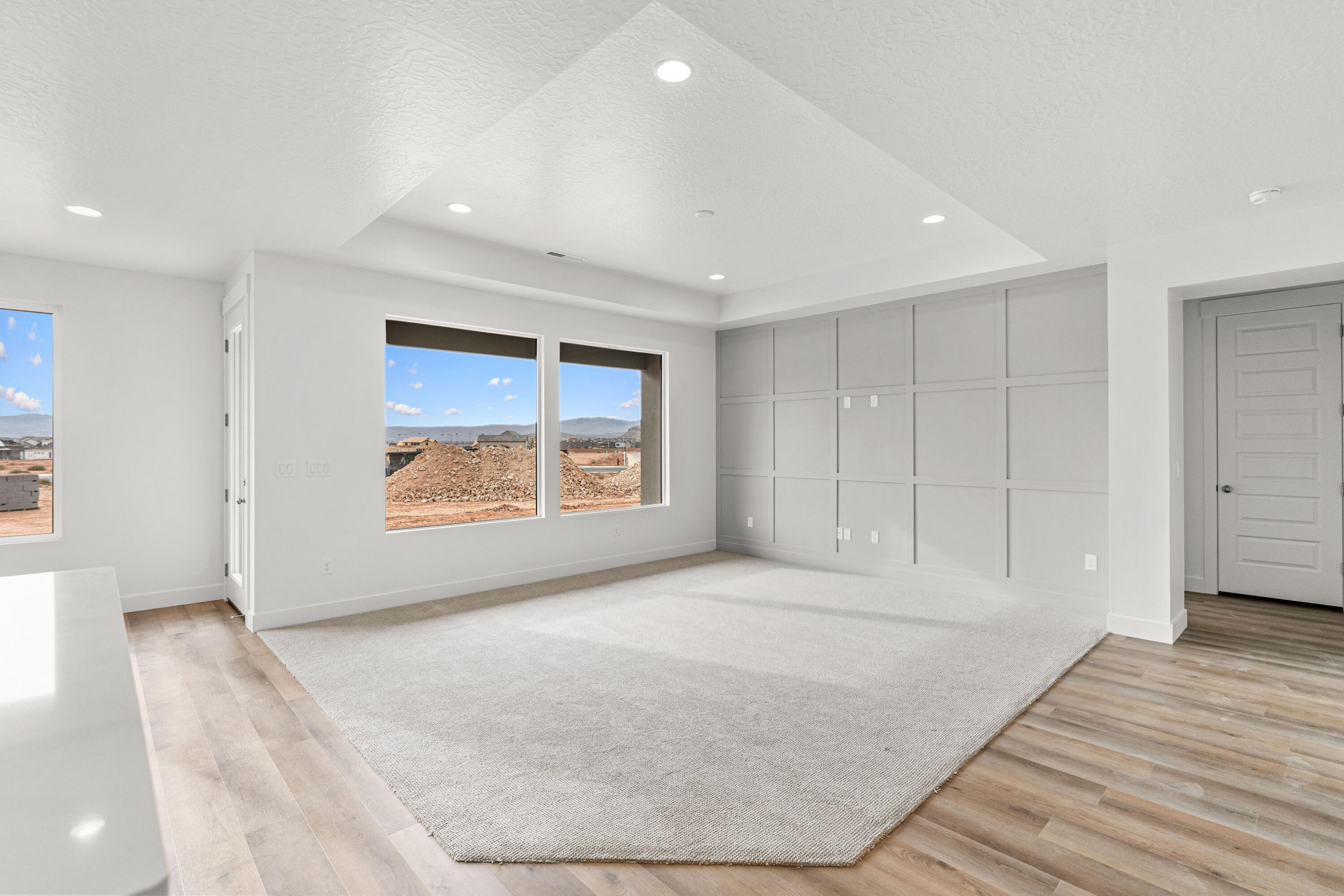 STRAWBERRY FIELDS ESTATES - Residential