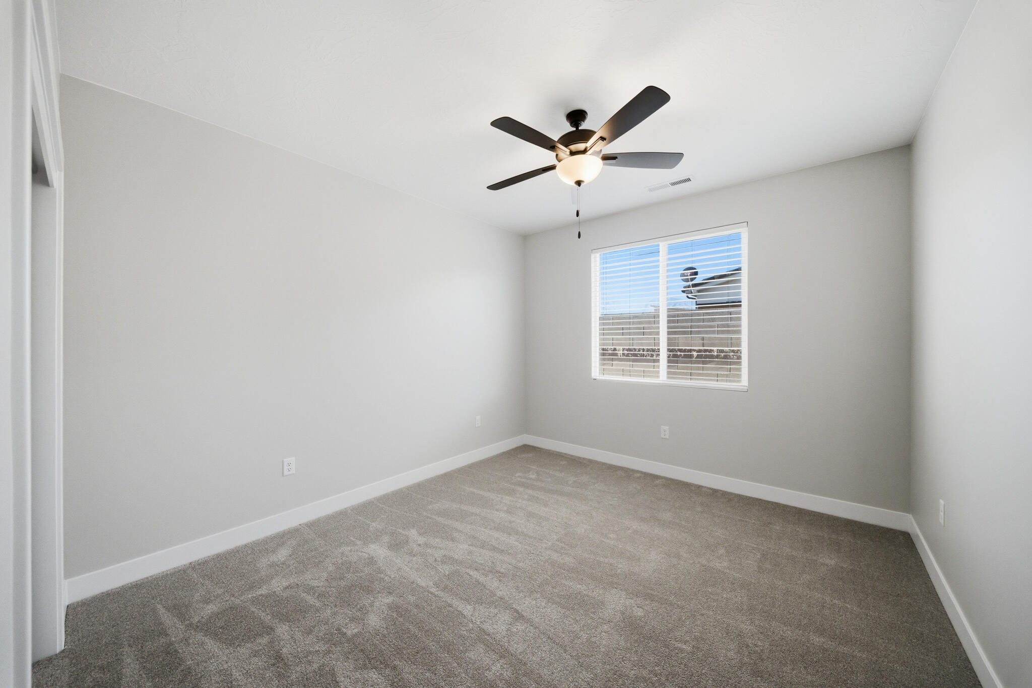 PEREGRINE POINTE WEST - Residential