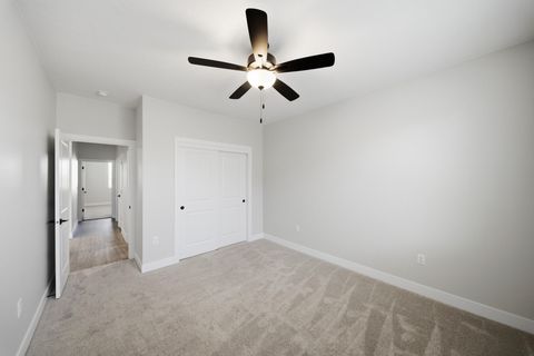 Tiny photo for 3044 W 670 N, Hurricane, UT 84737 (MLS # 26-271946)