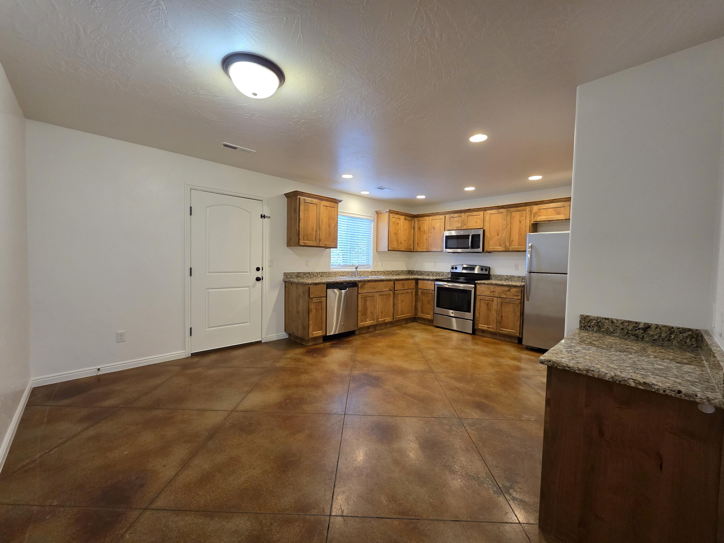 FLATS AT SOUTH POINTE - Residential