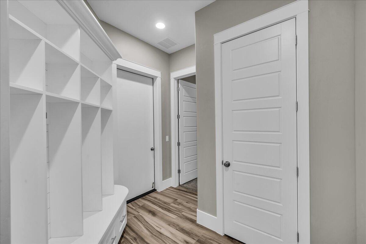 MEADOW VALLEY FARMS - Residential