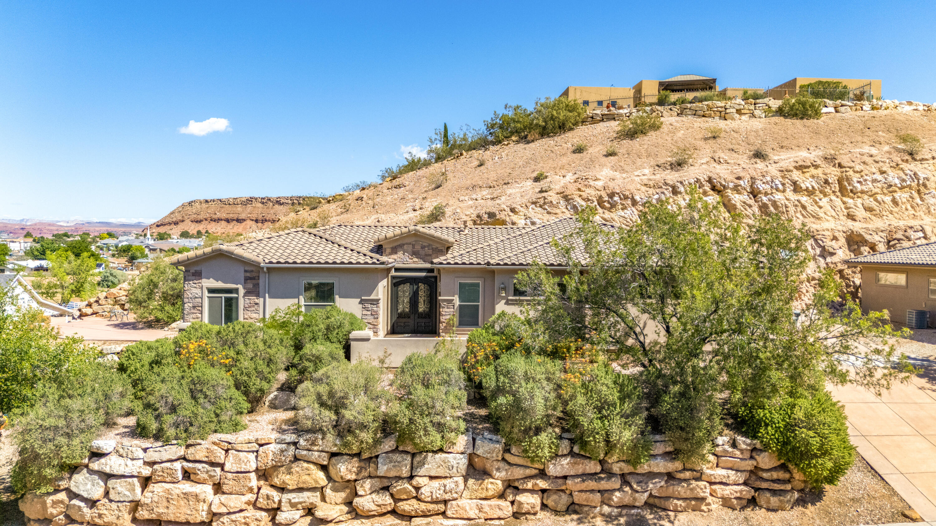 KNOLLS AT LITTLE VALLEY - Residential
