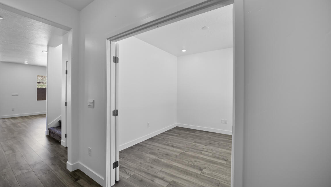 CORRAL HOLLOW AT LONG VALLEY - Residential