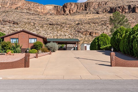 Tiny photo for 1455 S 160 W, Hurricane, UT 84737 (MLS # 26-275979)