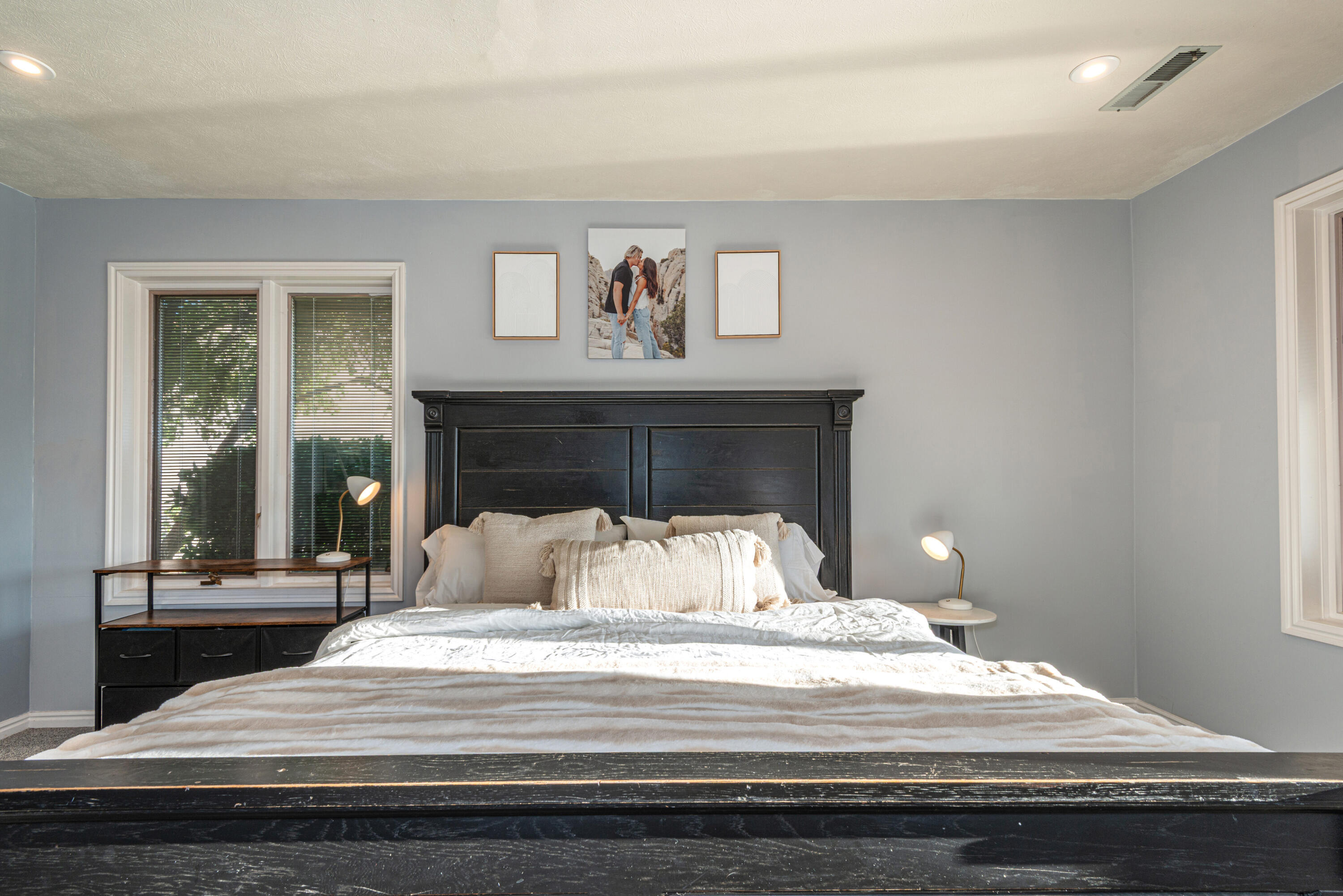 LAURELWOOD CONDOS - Residential