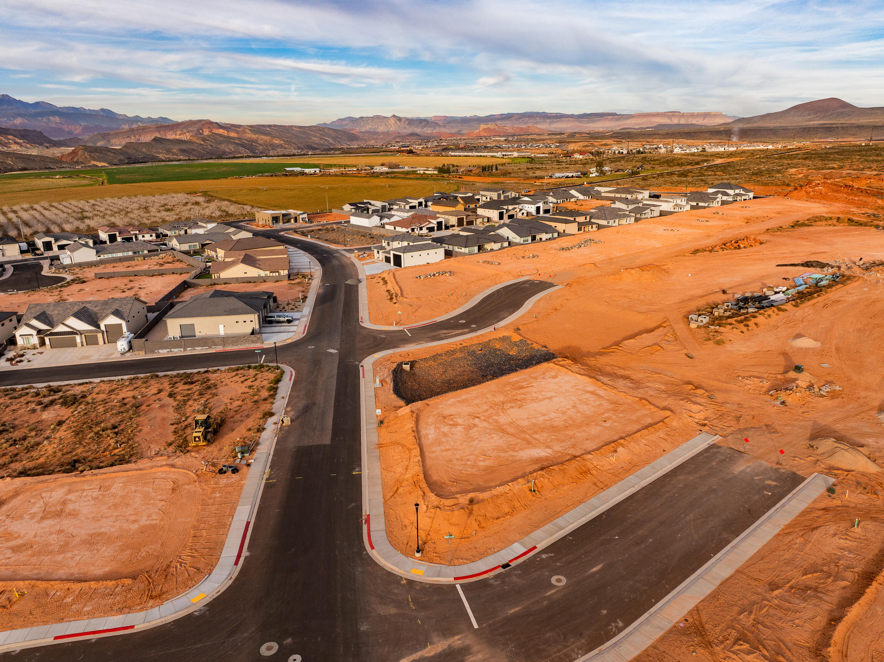 SAND HOLLOW VILLAGE - Land