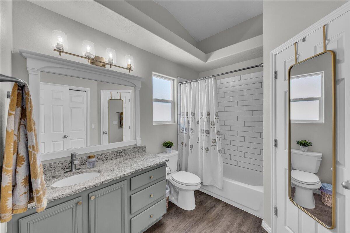 NEW WARM SPRINGS - Residential