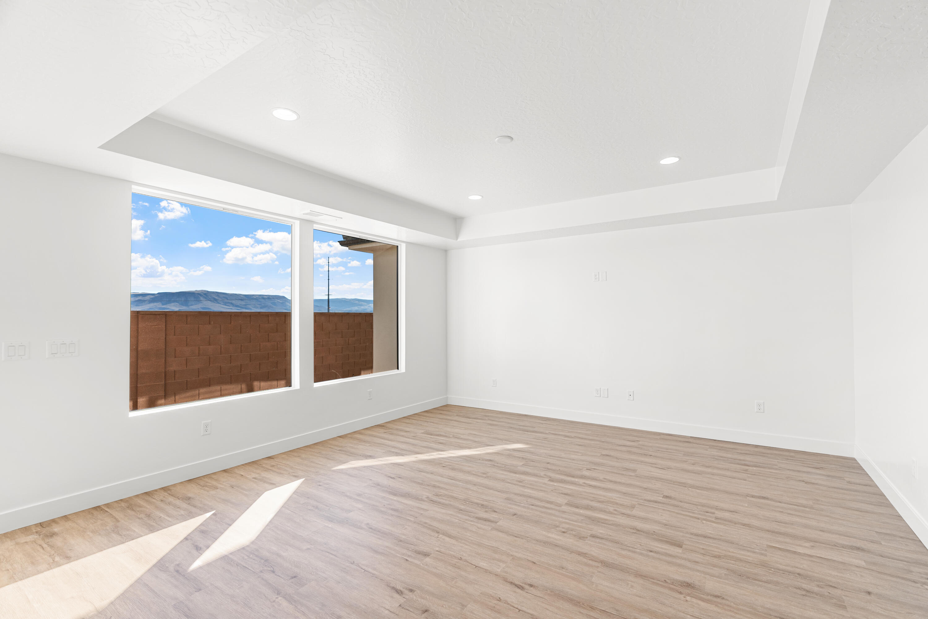 WHITE HILLS SUB - Residential