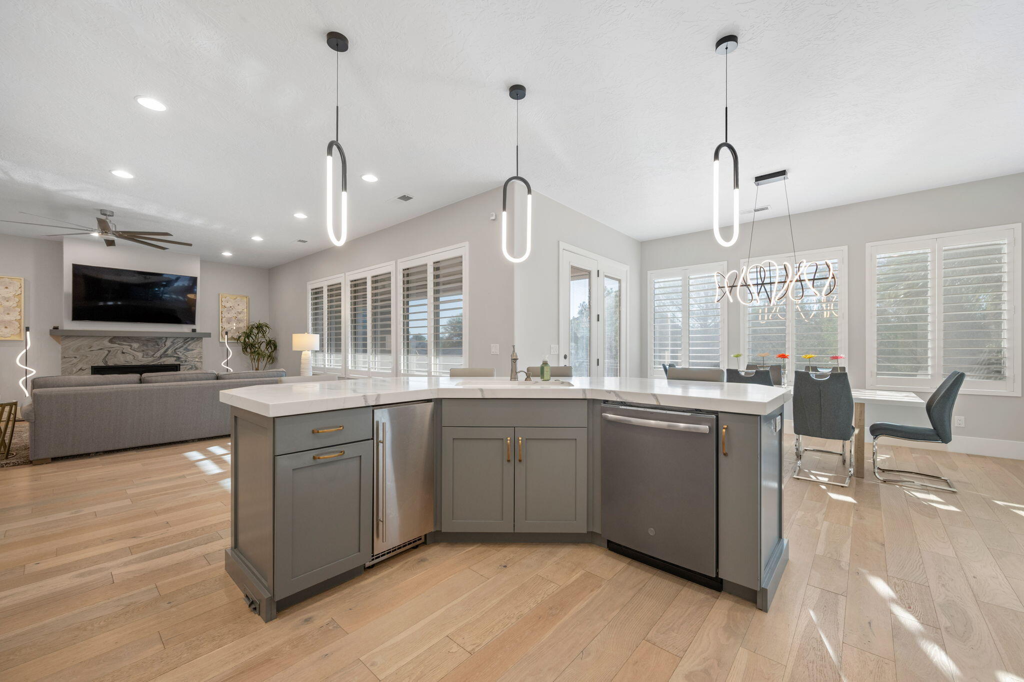 HEIGHTS AT WASHINGTON BENCH - Residential