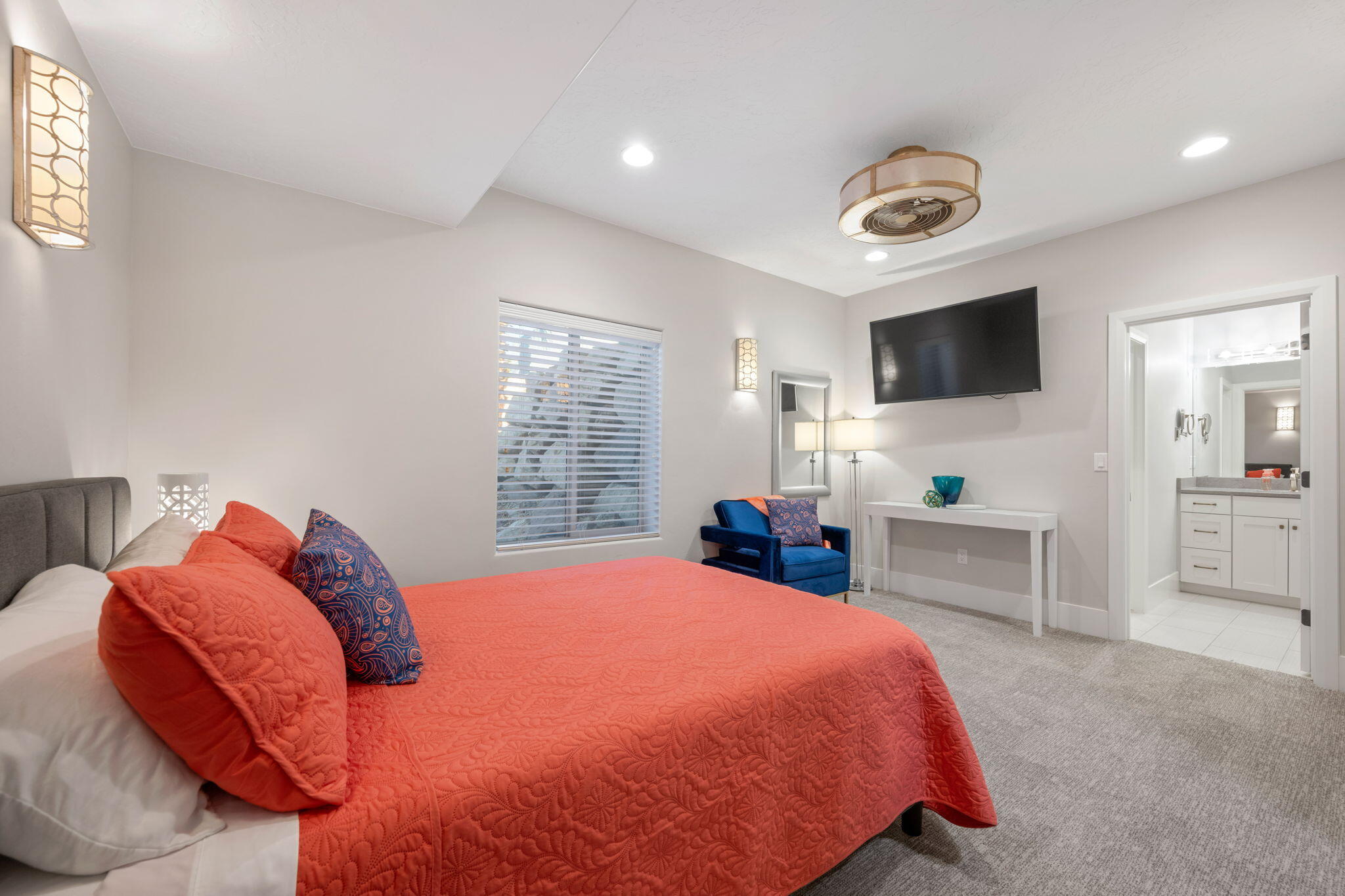 HEIGHTS AT WASHINGTON BENCH - Residential