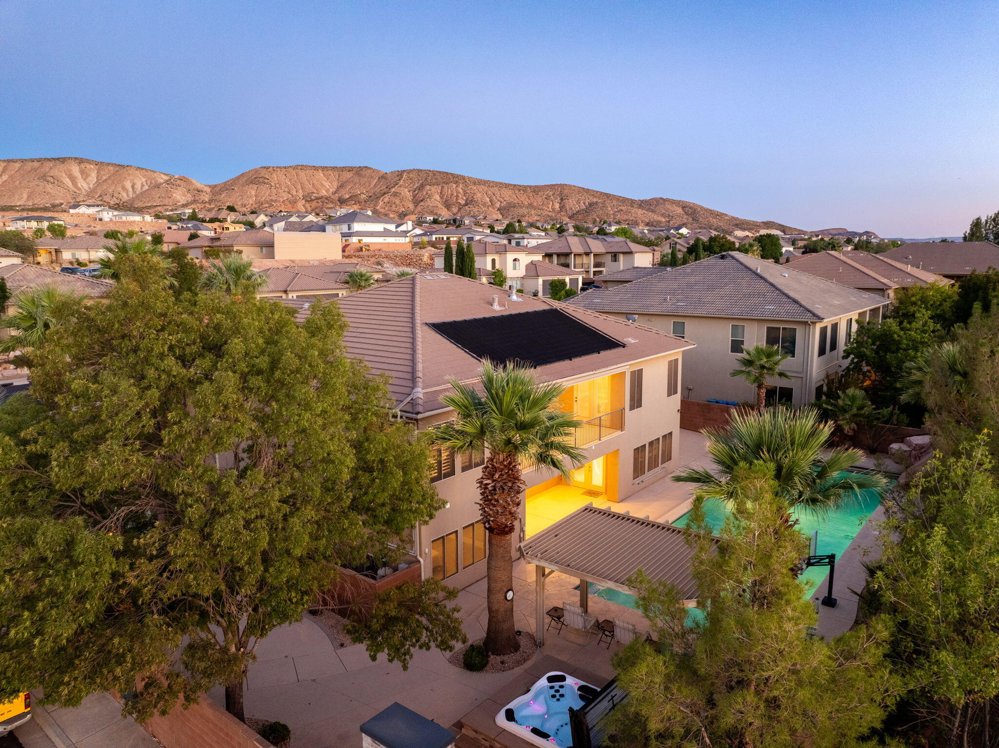 HEIGHTS AT WASHINGTON BENCH - Residential