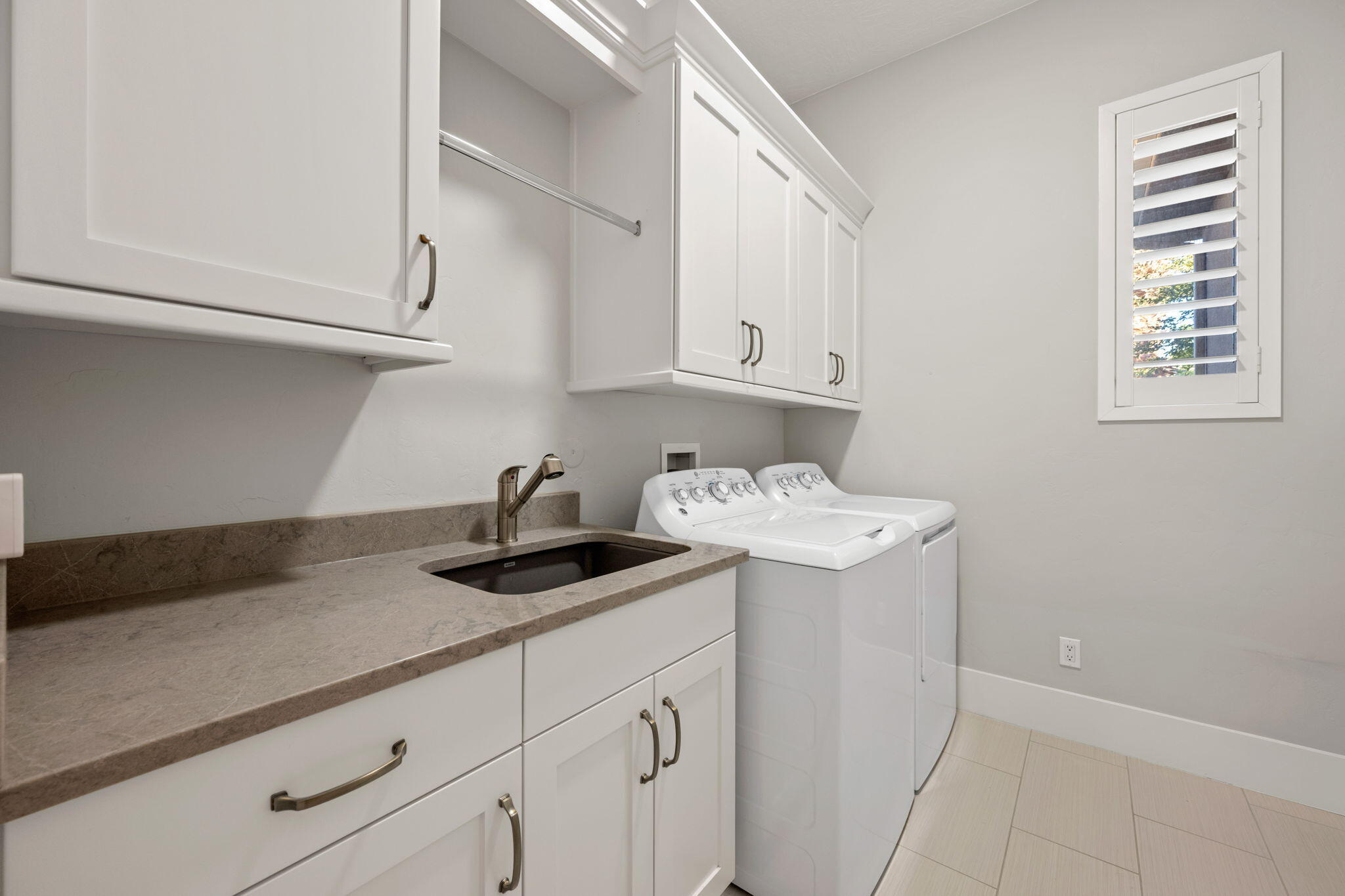 HEIGHTS AT WASHINGTON BENCH - Residential