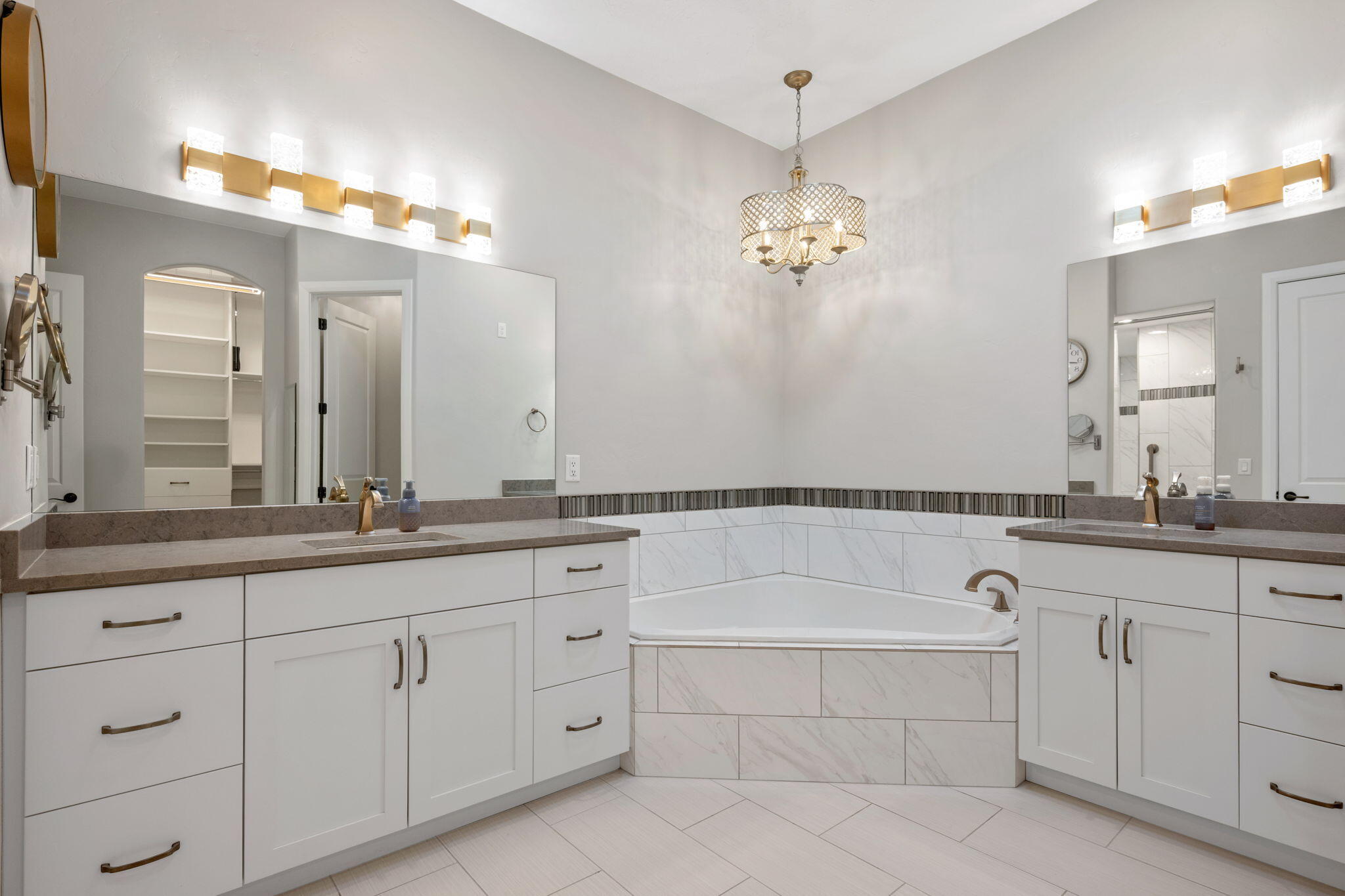 HEIGHTS AT WASHINGTON BENCH - Residential