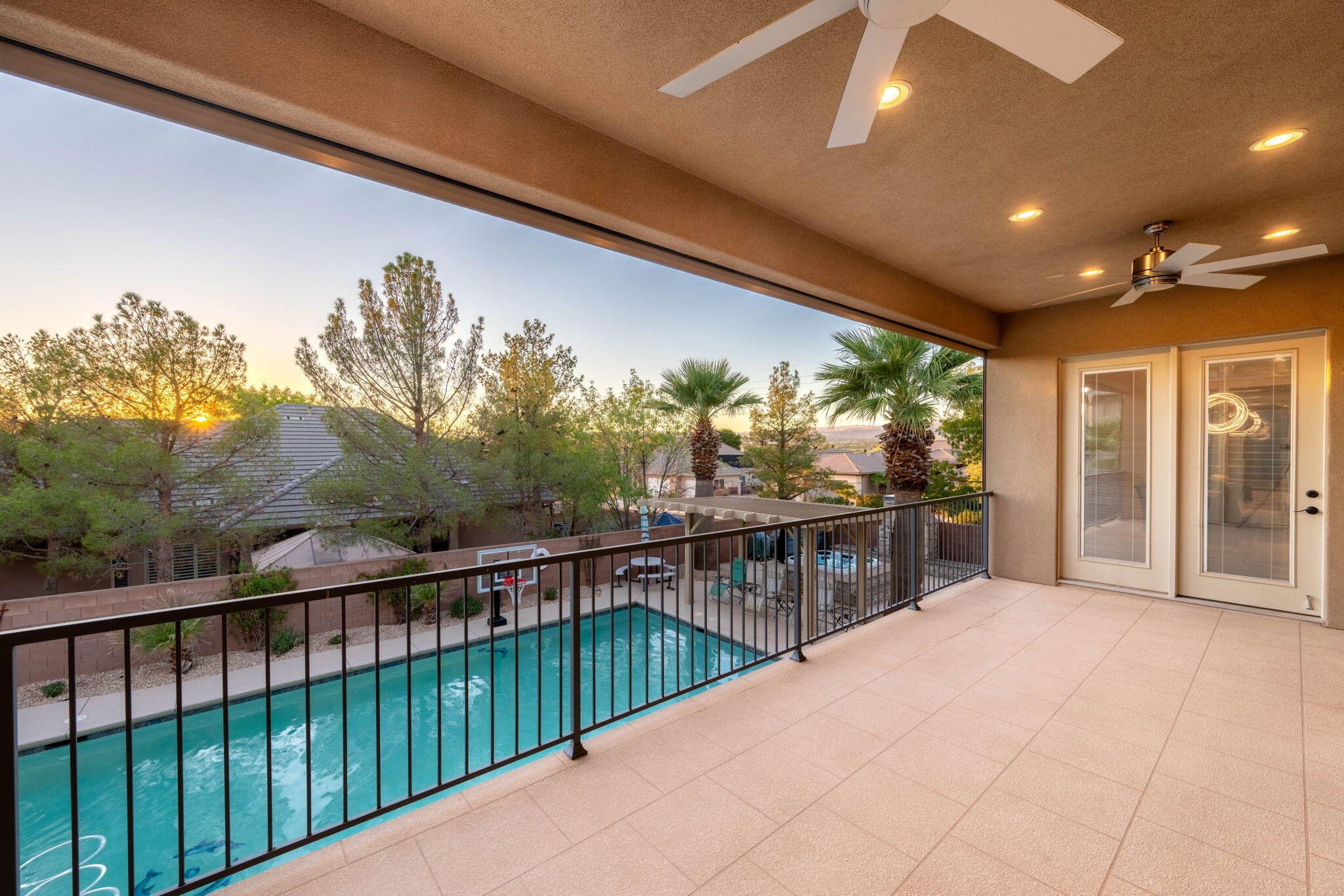 HEIGHTS AT WASHINGTON BENCH - Residential