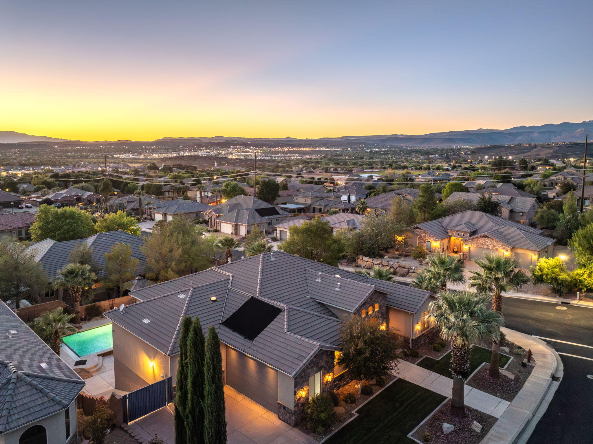 HEIGHTS AT WASHINGTON BENCH - Residential
