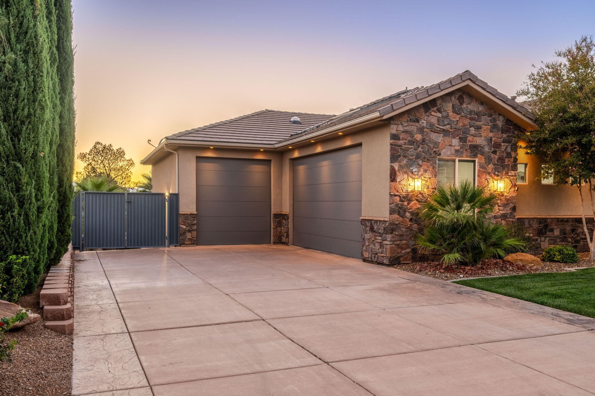 HEIGHTS AT WASHINGTON BENCH - Residential