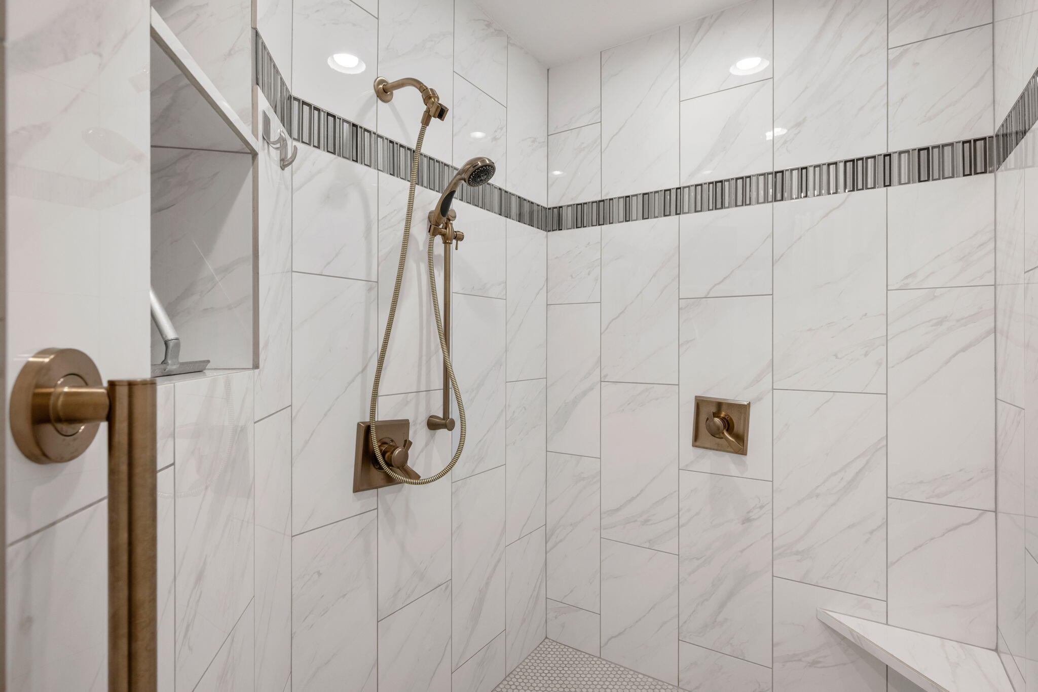 HEIGHTS AT WASHINGTON BENCH - Residential