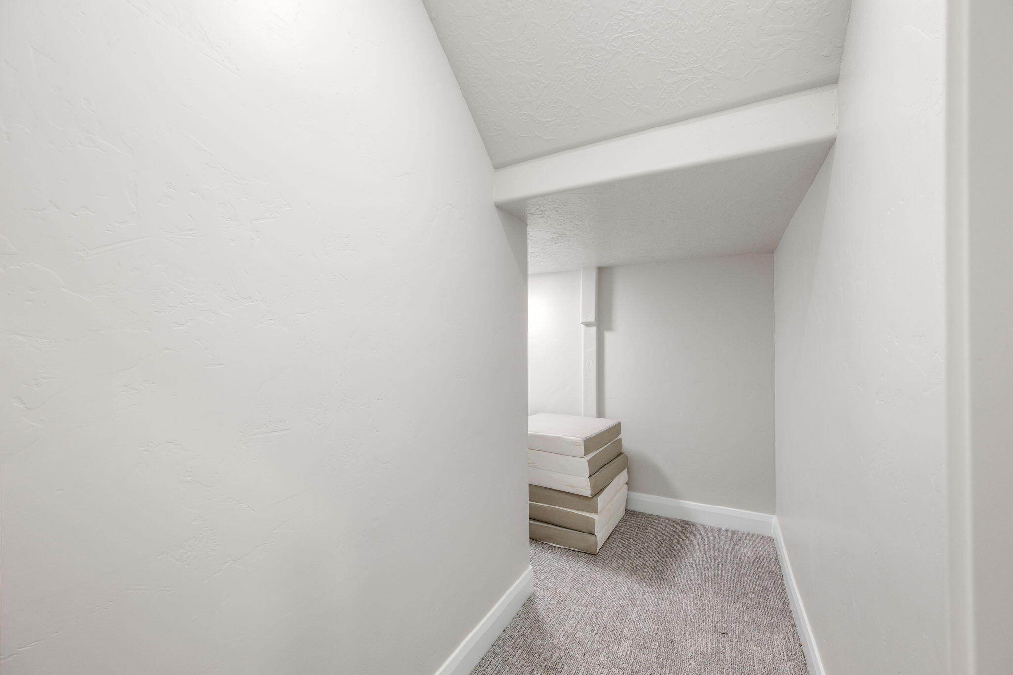 HEIGHTS AT WASHINGTON BENCH - Residential