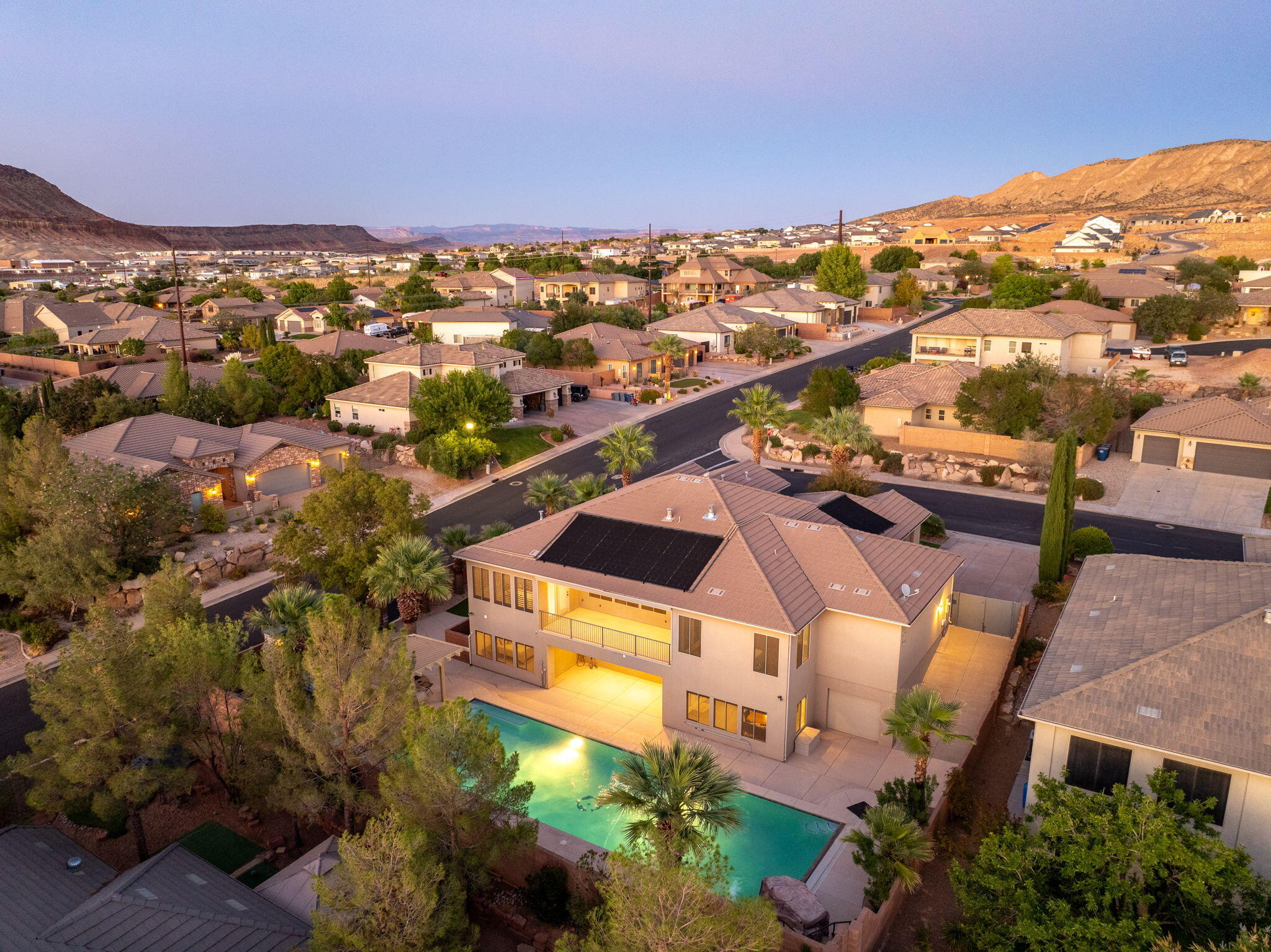 HEIGHTS AT WASHINGTON BENCH - Residential