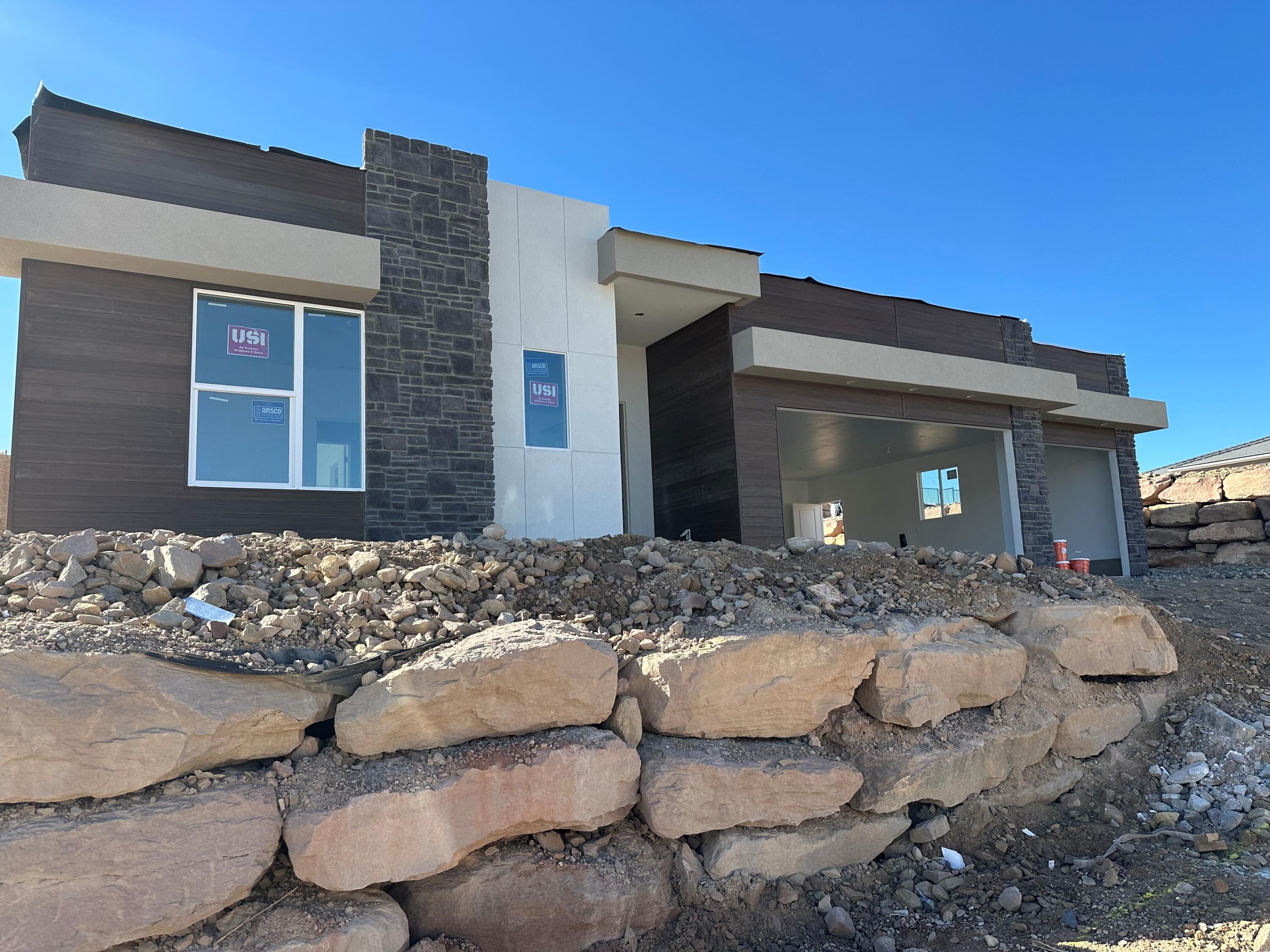 SALARNO HILLS AT DIVARIO - Residential