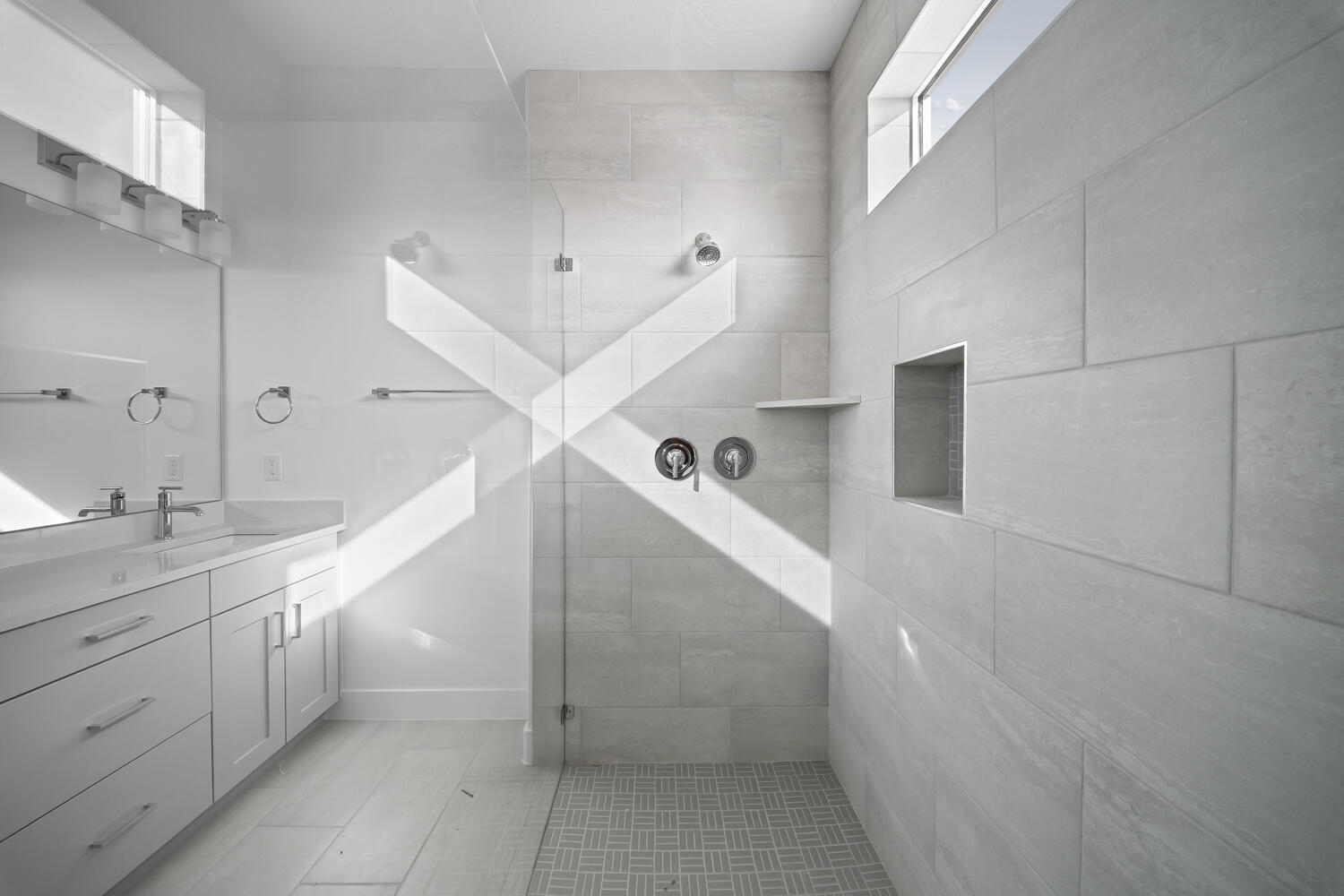 SALARNO HILLS AT DIVARIO - Residential