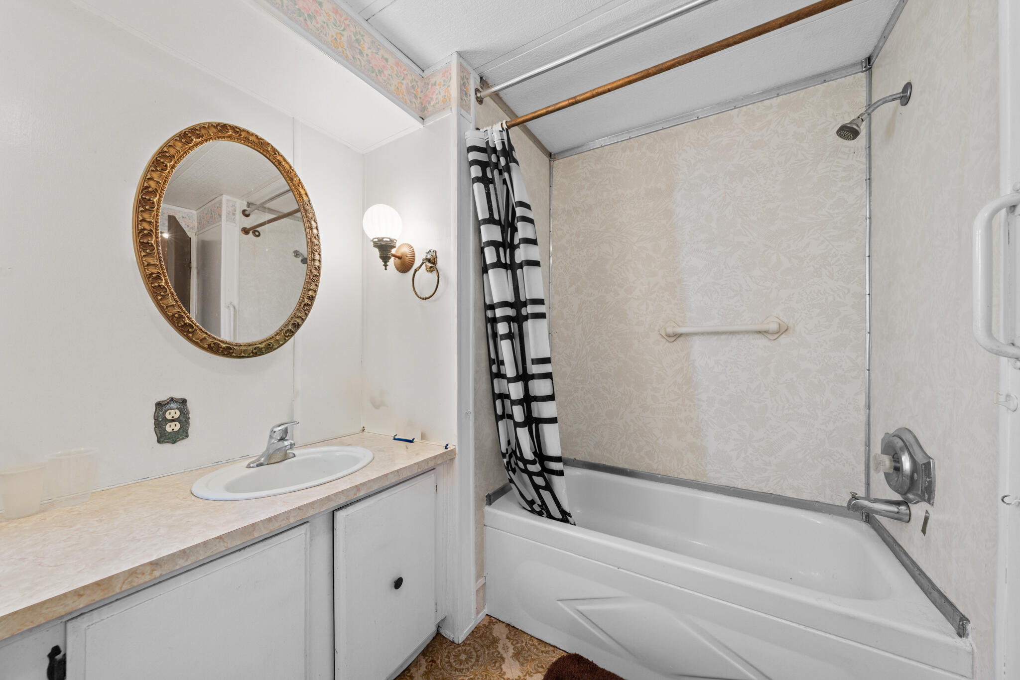 HURRICANE TOWNSITE - Residential