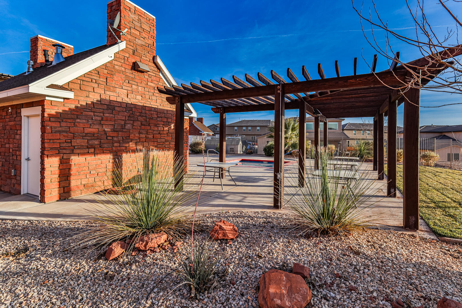 MILLCREEK SPRINGS TOWNHOMES - Residential