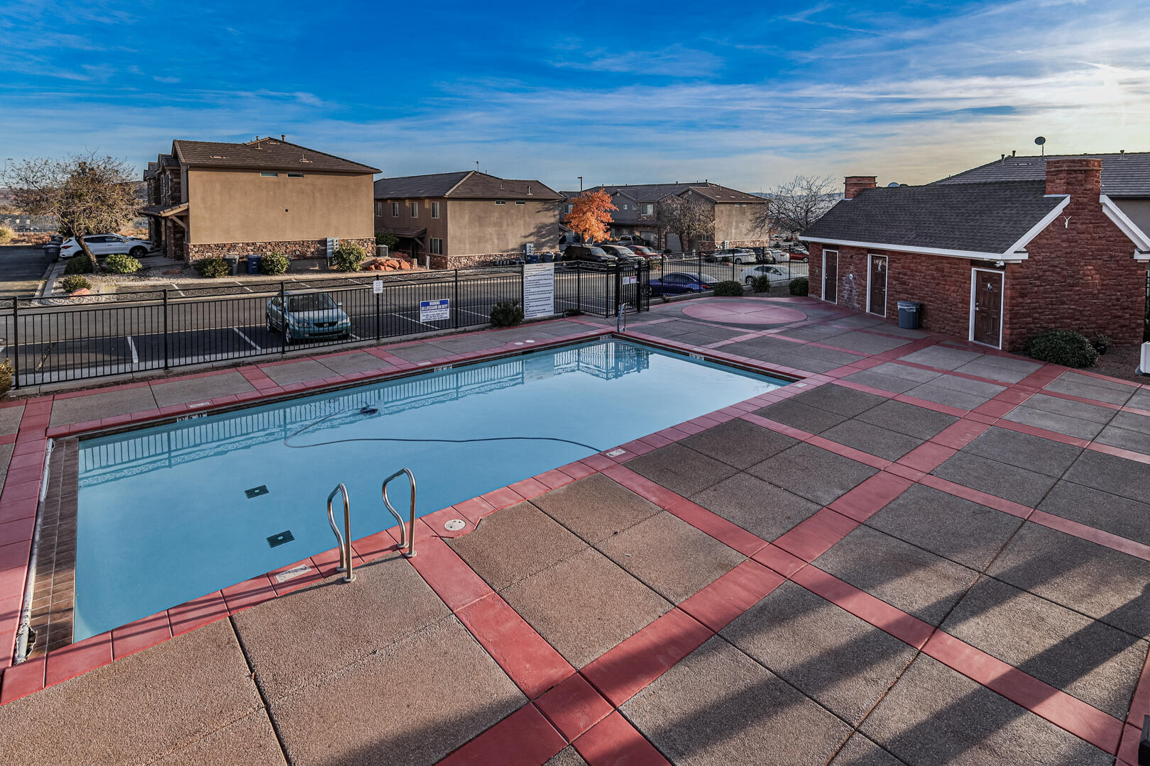 MILLCREEK SPRINGS TOWNHOMES - Residential