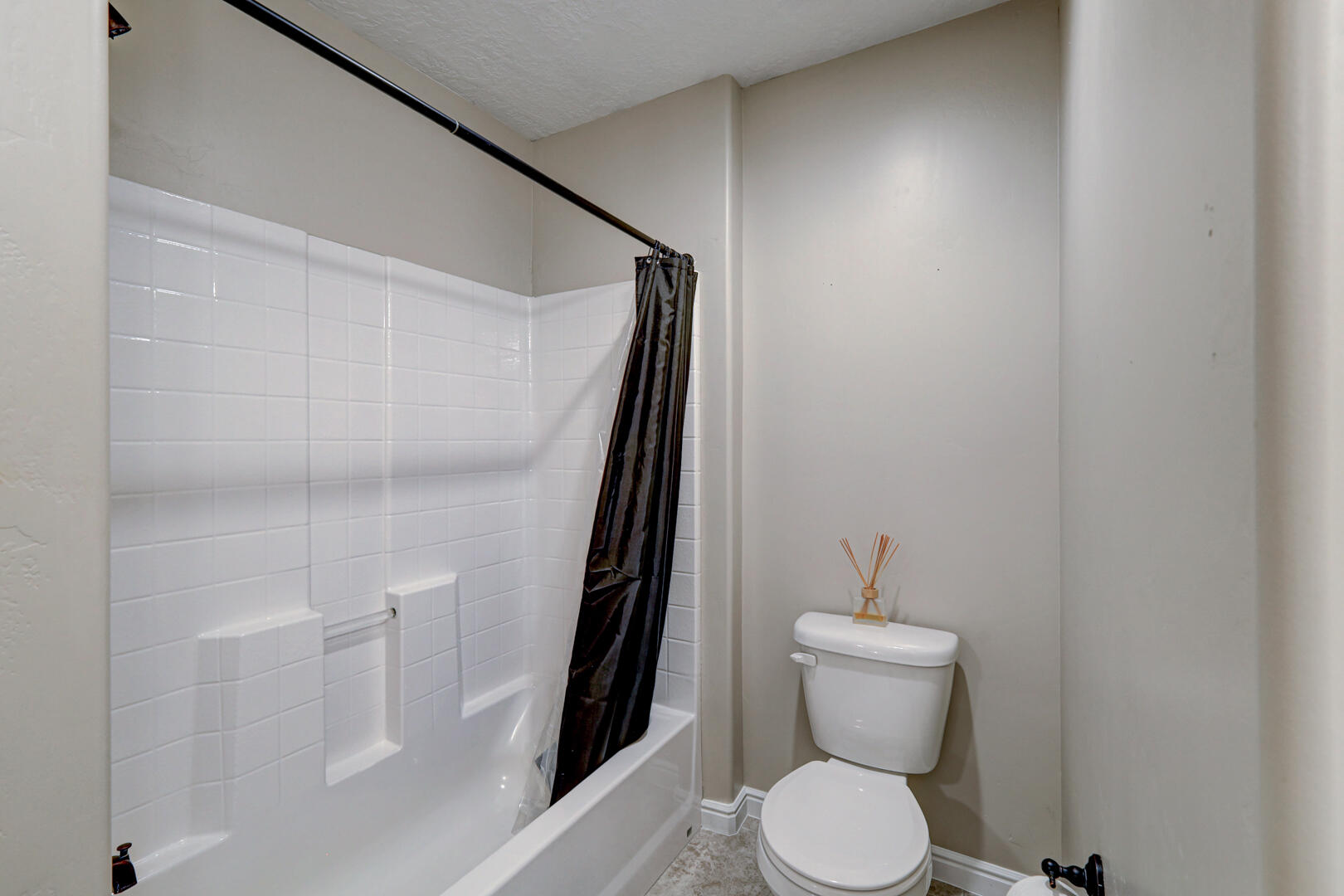 MILLCREEK SPRINGS TOWNHOMES - Residential