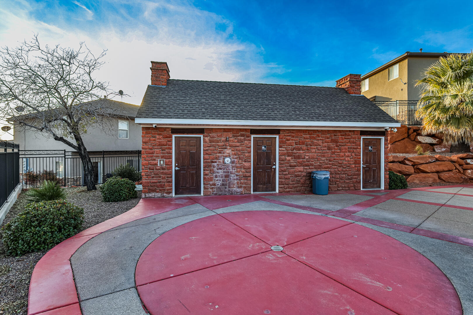 MILLCREEK SPRINGS TOWNHOMES - Residential