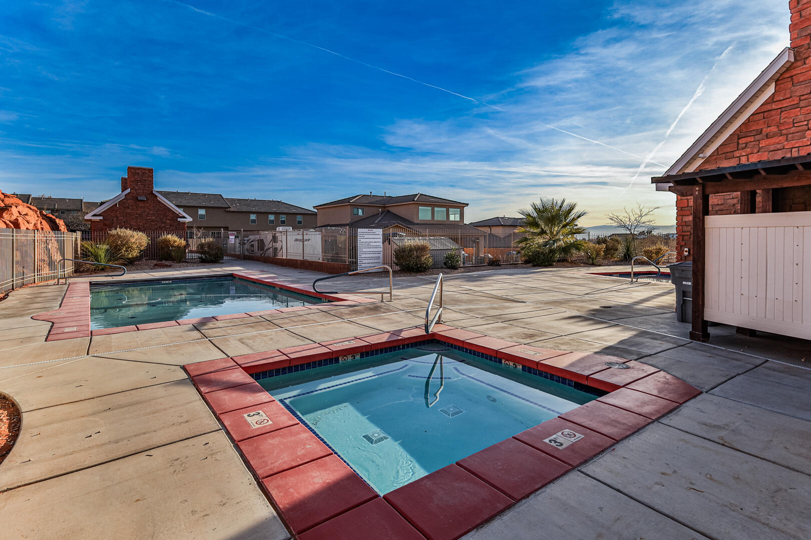 MILLCREEK SPRINGS TOWNHOMES - Residential