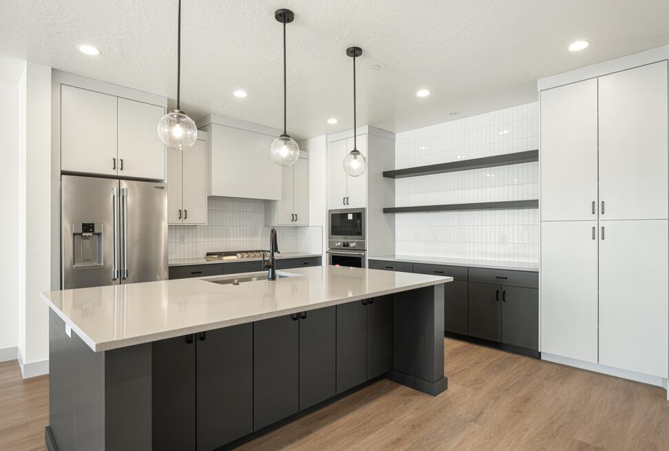 ISLAND AT CORAL CANYON - Residential