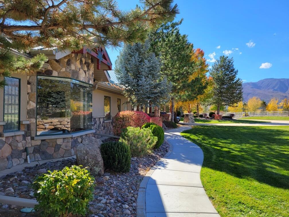 NEW HARMONY TOWNSITE - Residential