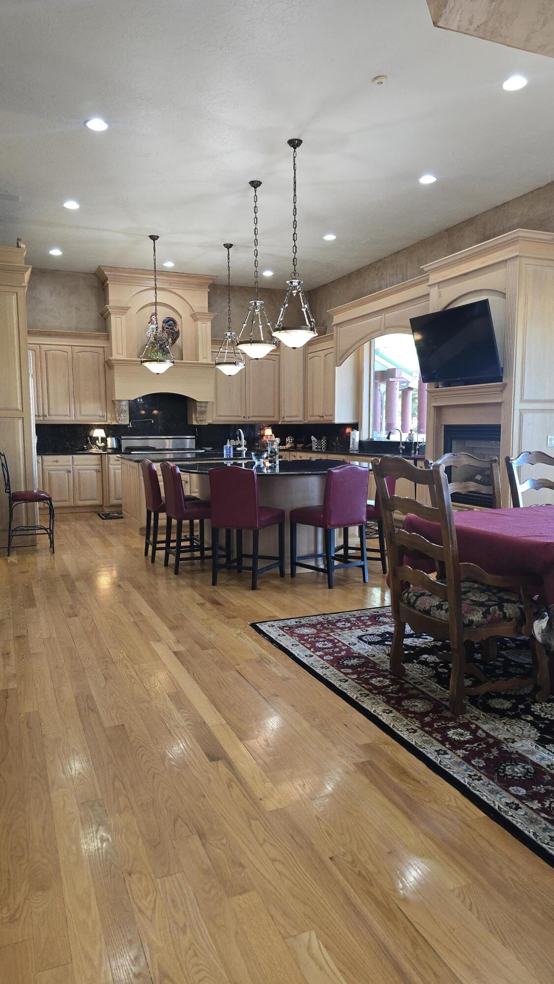 NEW HARMONY TOWNSITE - Residential