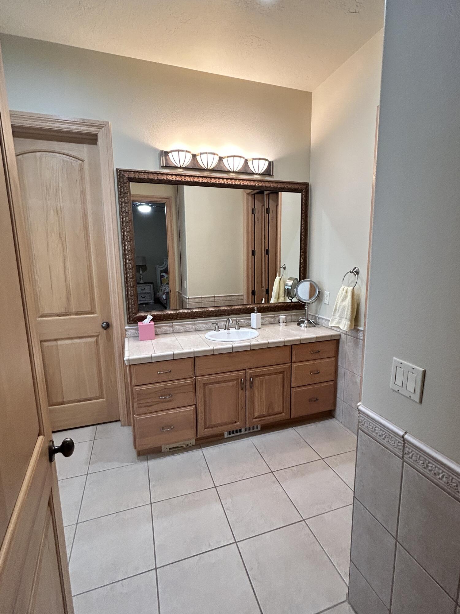 NEW HARMONY TOWNSITE - Residential