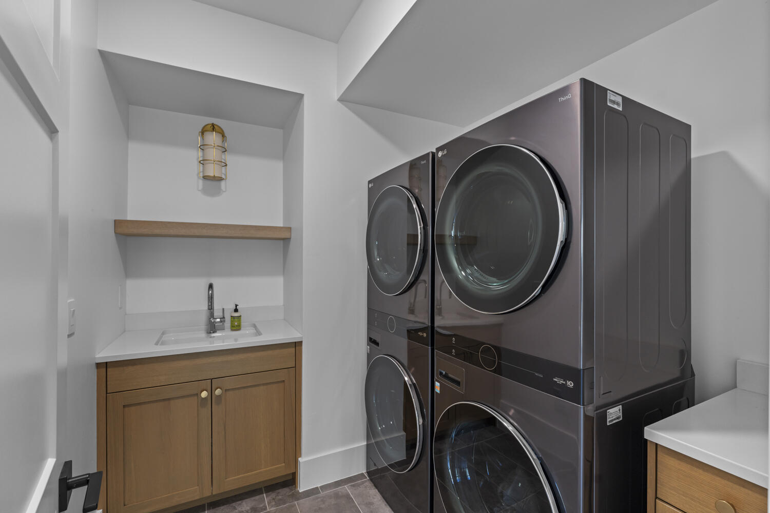 DESERT COLOR RESORT - Residential