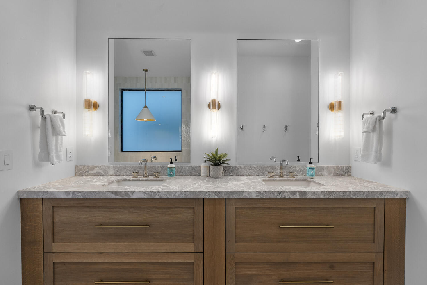 DESERT COLOR RESORT - Residential