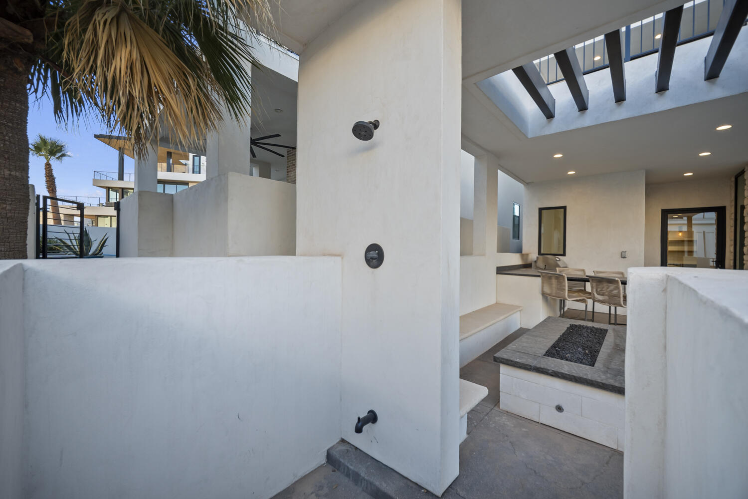 DESERT COLOR RESORT - Residential