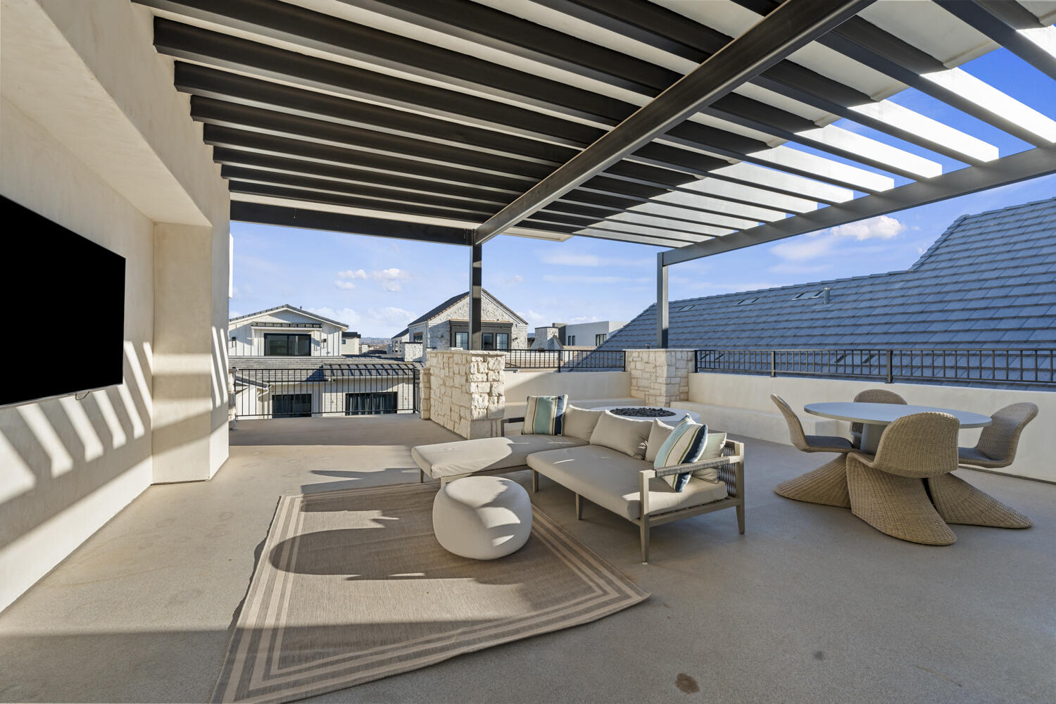 DESERT COLOR RESORT - Residential