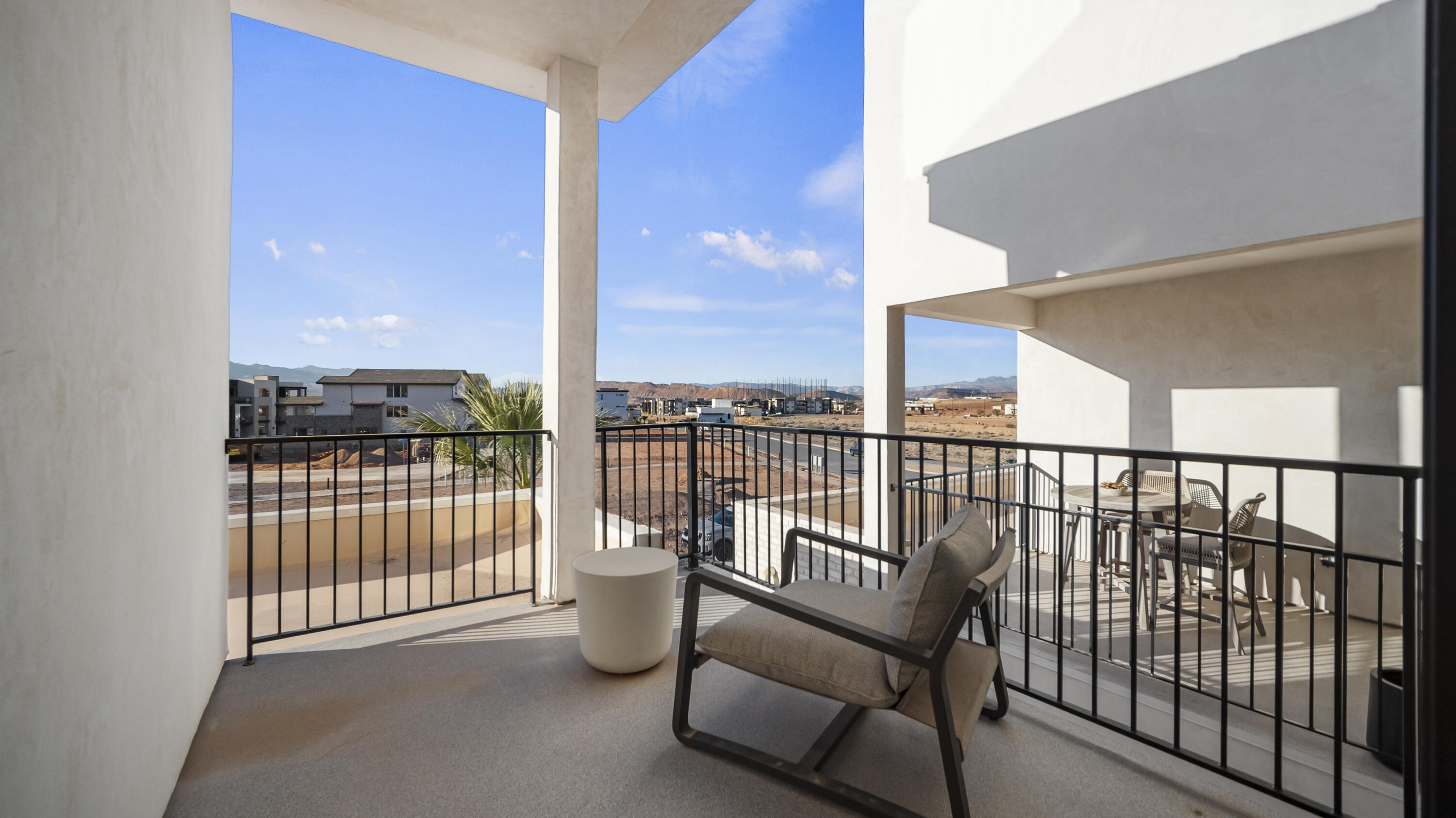 DESERT COLOR RESORT - Residential